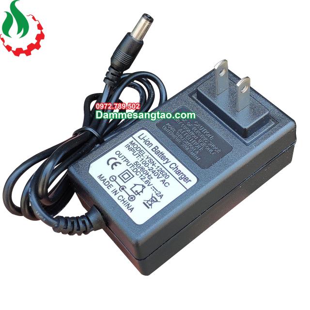 Sạc 3S 12.6V 2A dùng cho pin Li-ion 3.7V