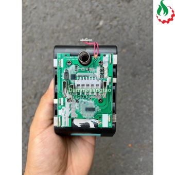 Pin Dekton 21V M21-B6000EVE 6AH chân pin Makita