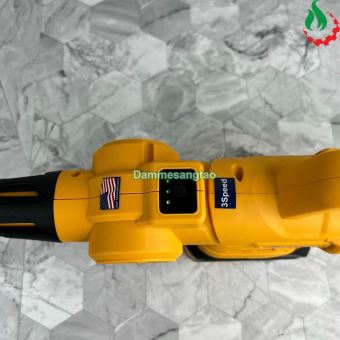 Máy rửa xe pin Hukan 21V HK-PW3828BL