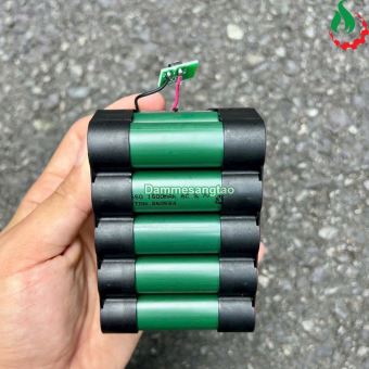 Pin DEKTON 21V M21-B3A6C 3AH chân pin Makita