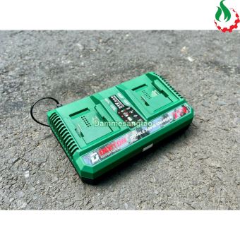 Sạc pin Dekton 21V M21-S40x2Plus (4.0A x 2 cổng) chân pin Makita (Sạc đôi)