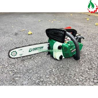 Máy cưa xích xăng Dekton DK-CX12 (Động cơ 2 thì dung tích 25.4cc)