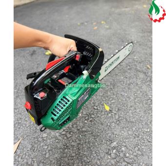 Máy cưa xích xăng Dekton DK-CX12 (Động cơ 2 thì dung tích 25.4cc)