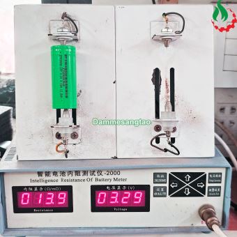 Cell pin sắt 26650 3.2V LiFePo4 4000mah 3C Xả 12A