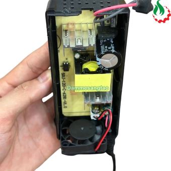 Sạc pin STARKER 21V SK-ADTF3A 2 cổng adapter 3A có quạt