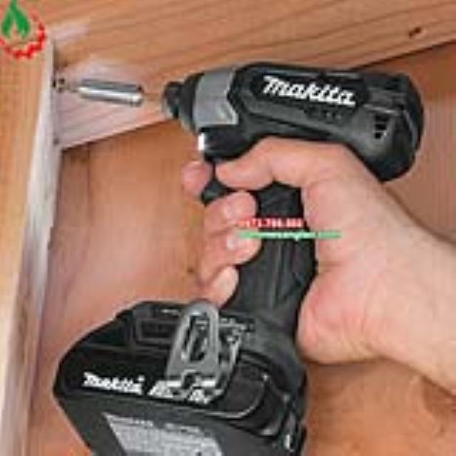Máy bắn vít dùng pin Makita XDT15