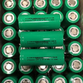 Cell pin sắt 26650 3.2V LiFePo4 3400mah 3C Xả 10A